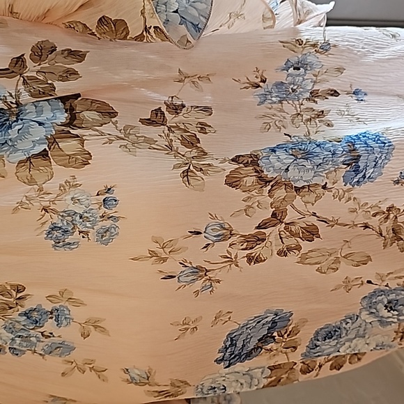 Indikah size medium top summer time top - Picture 2 of 7